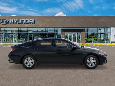 2026 Hyundai ELANTRA SE