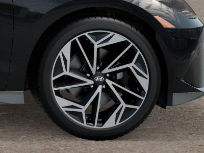 2025 Hyundai IONIQ 6 SEL