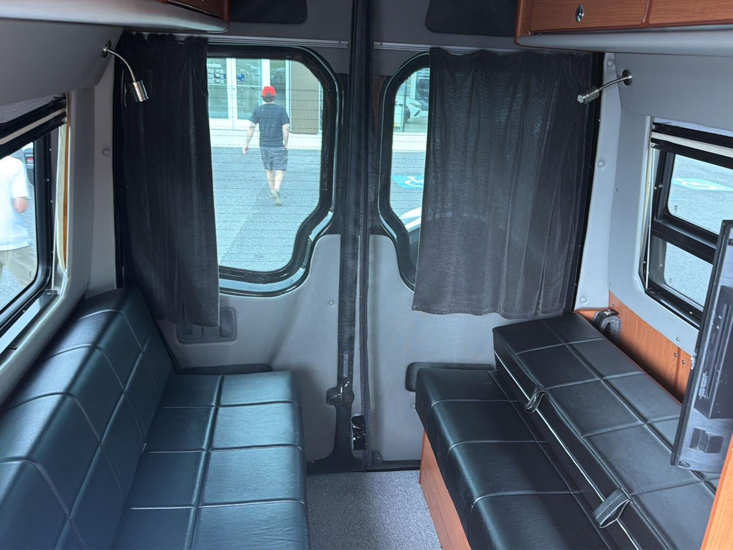 2016 Mercedes-Benz Sprinter Cargo Vans 3500