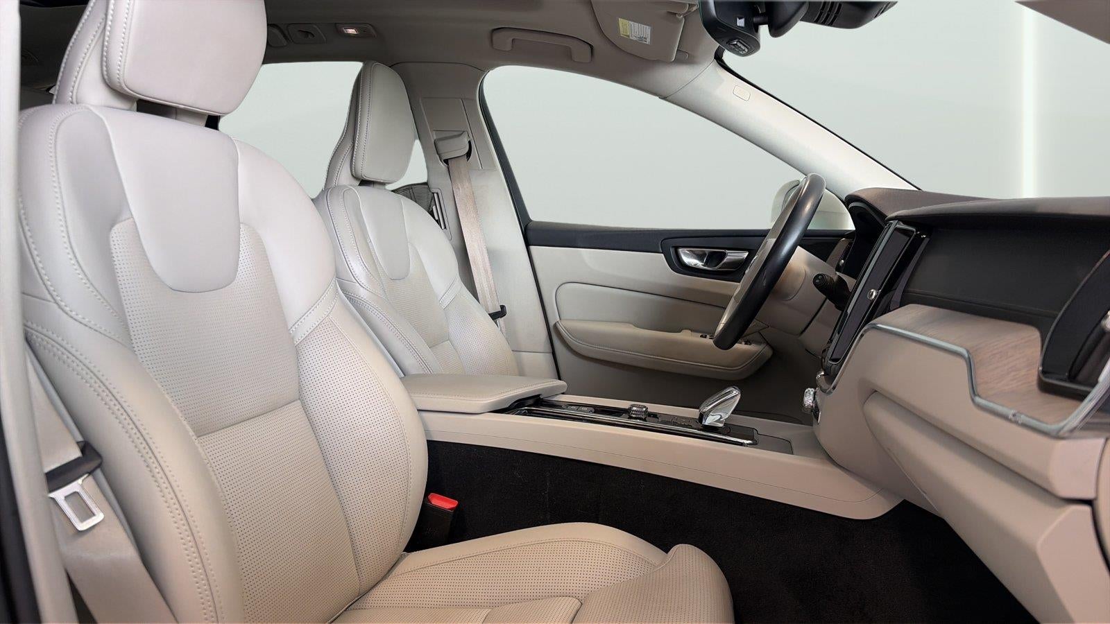2022 Volvo Xc60 Inscription