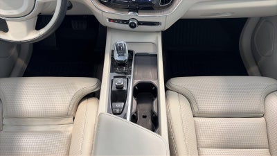 2022 Volvo Xc60 Inscription