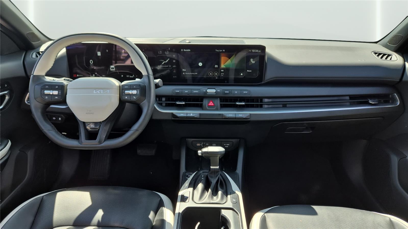 2025 Kia K4 GTLINE