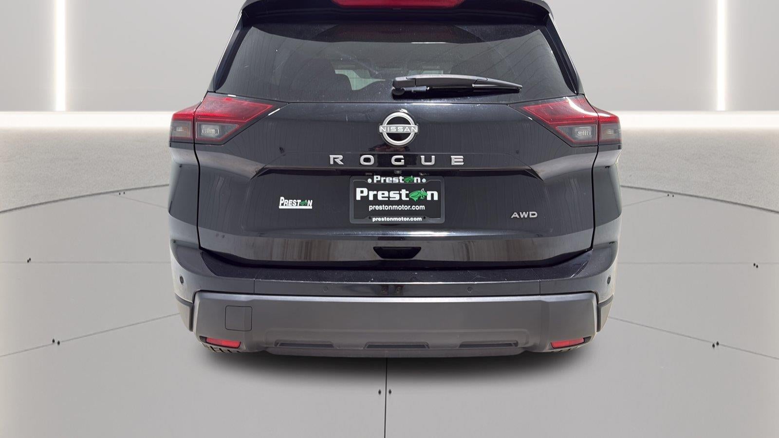2025 Nissan Rogue SV