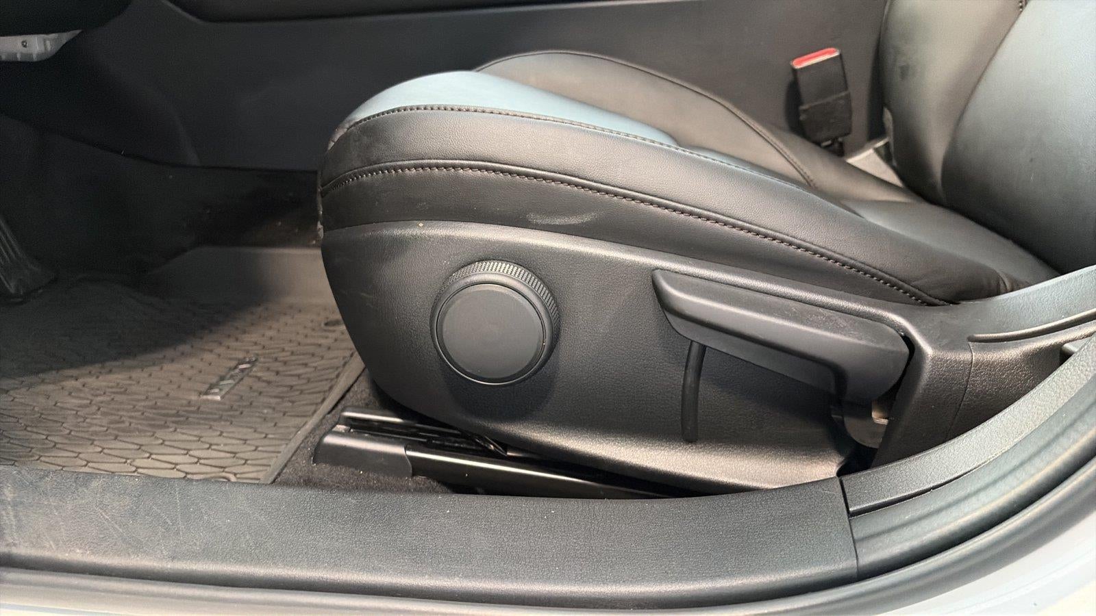 2025 Mazda Mazda3 Sedan 2.5 S Select Sport