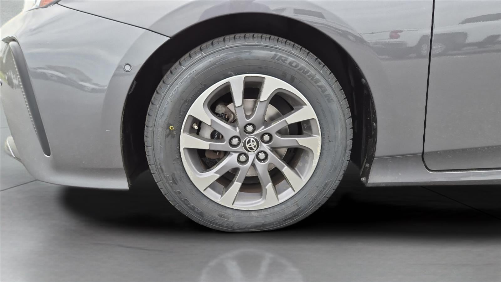 2021 Toyota PRIUS Base